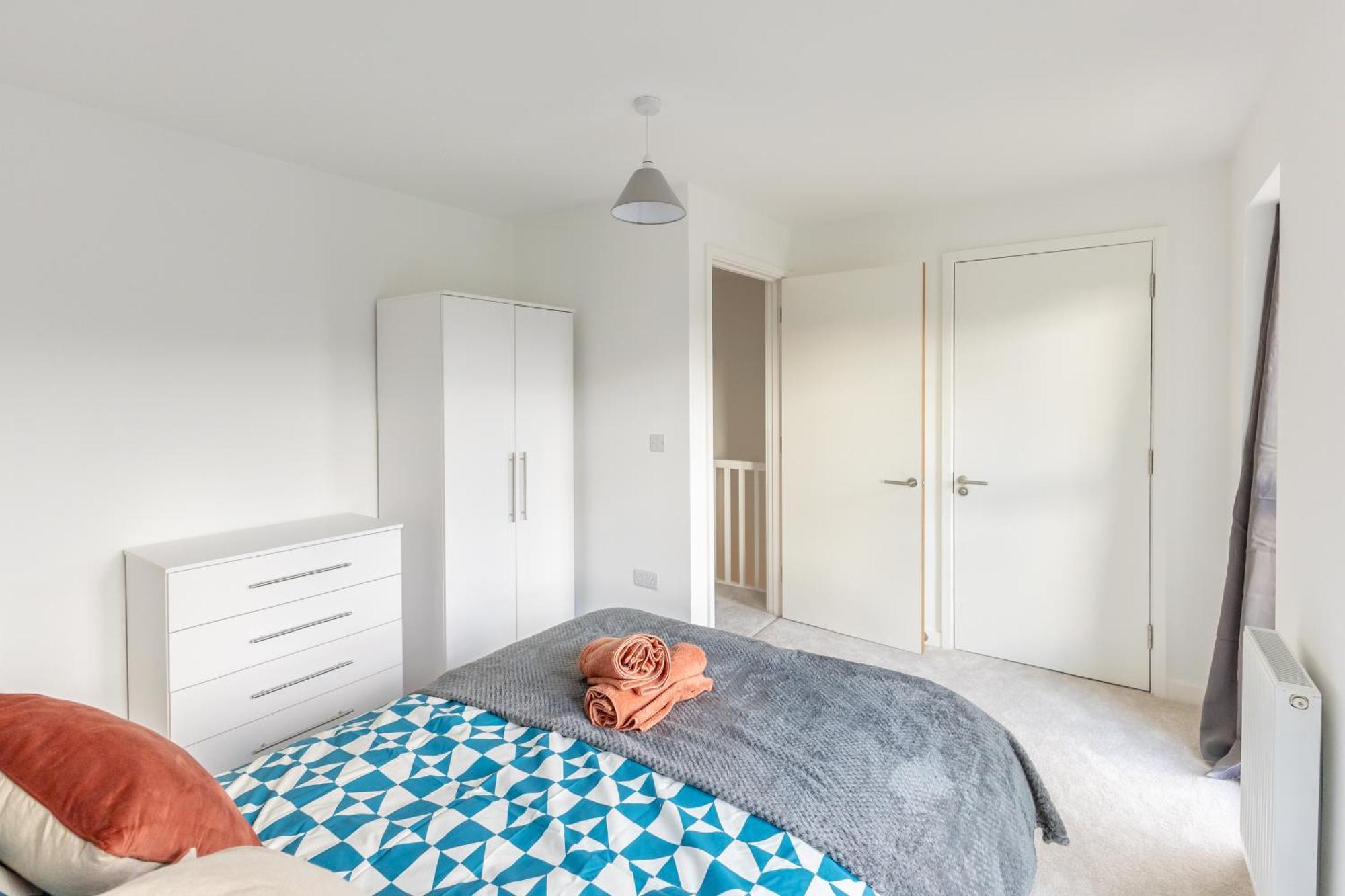 Stunning Modern 3 Bedroom Townhouse - Perfect Getaway 맨체스터 외부 사진