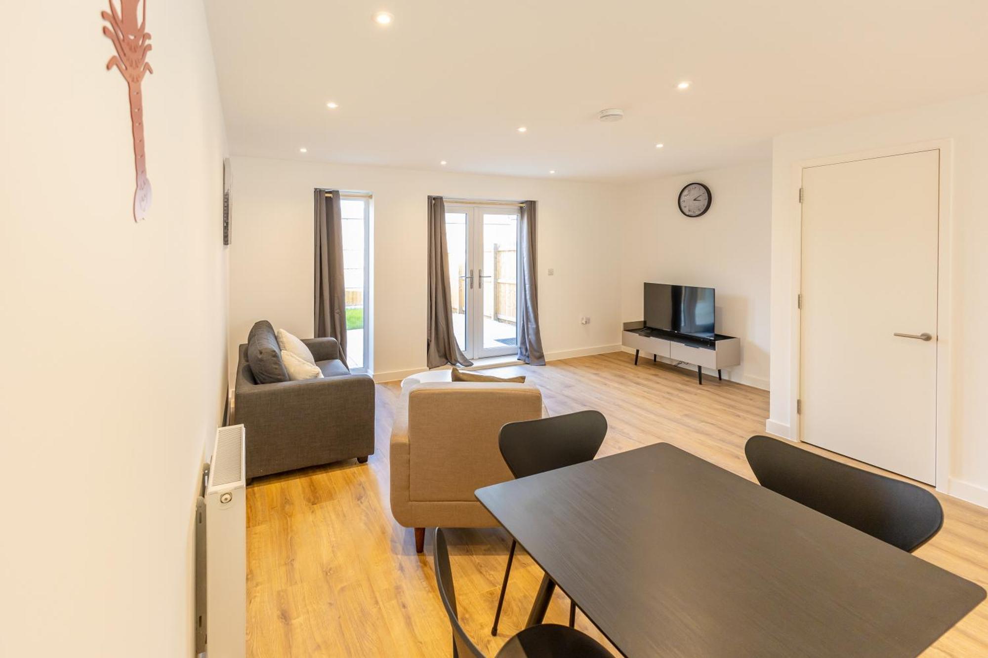 Stunning Modern 3 Bedroom Townhouse - Perfect Getaway 맨체스터 외부 사진