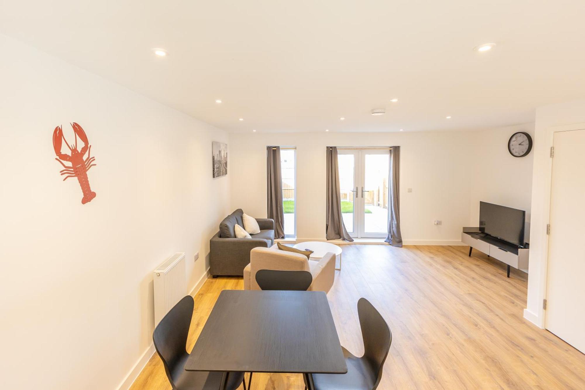 Stunning Modern 3 Bedroom Townhouse - Perfect Getaway 맨체스터 외부 사진